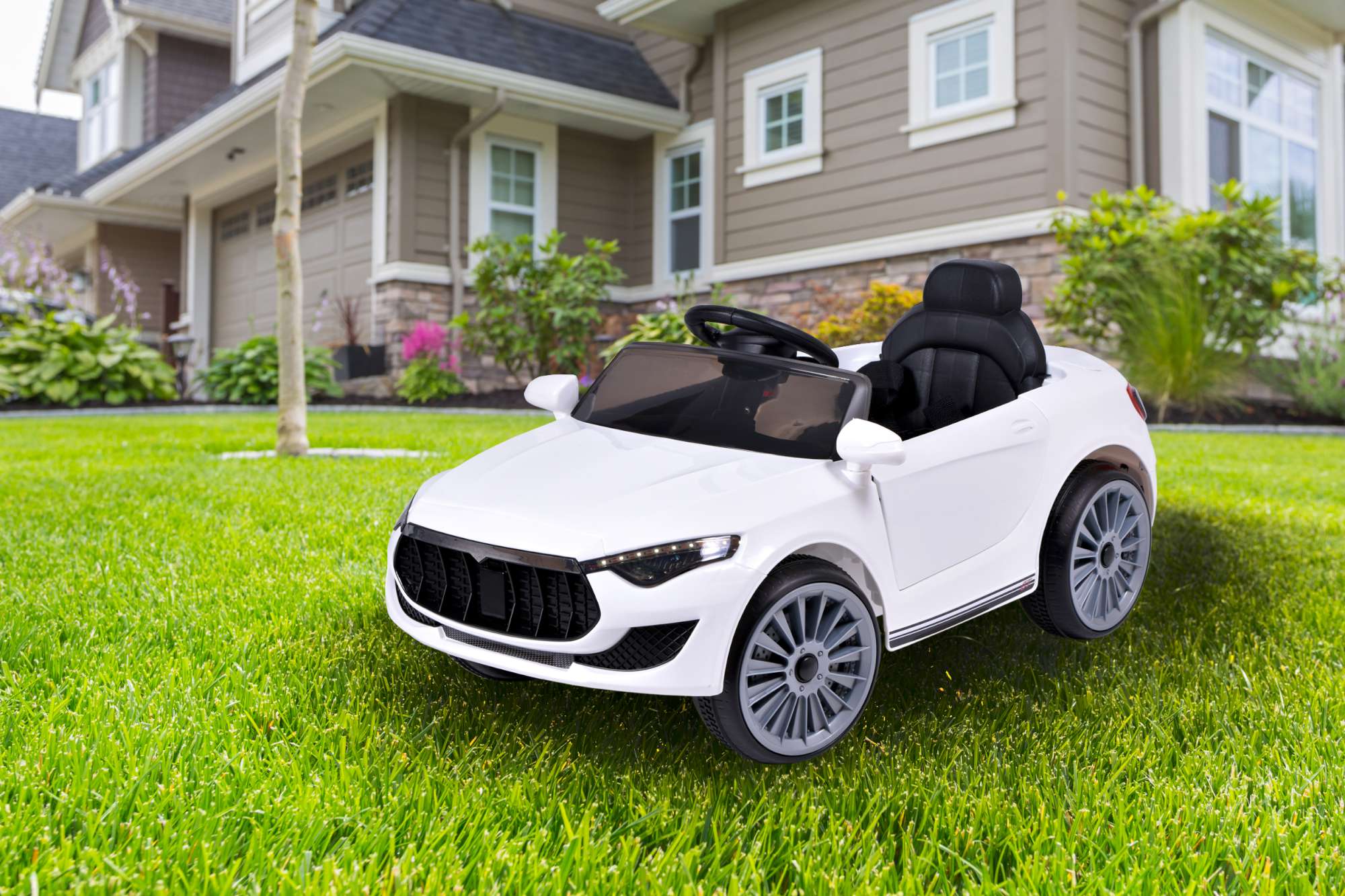 Samochodzik elektryczny styl maserati biały