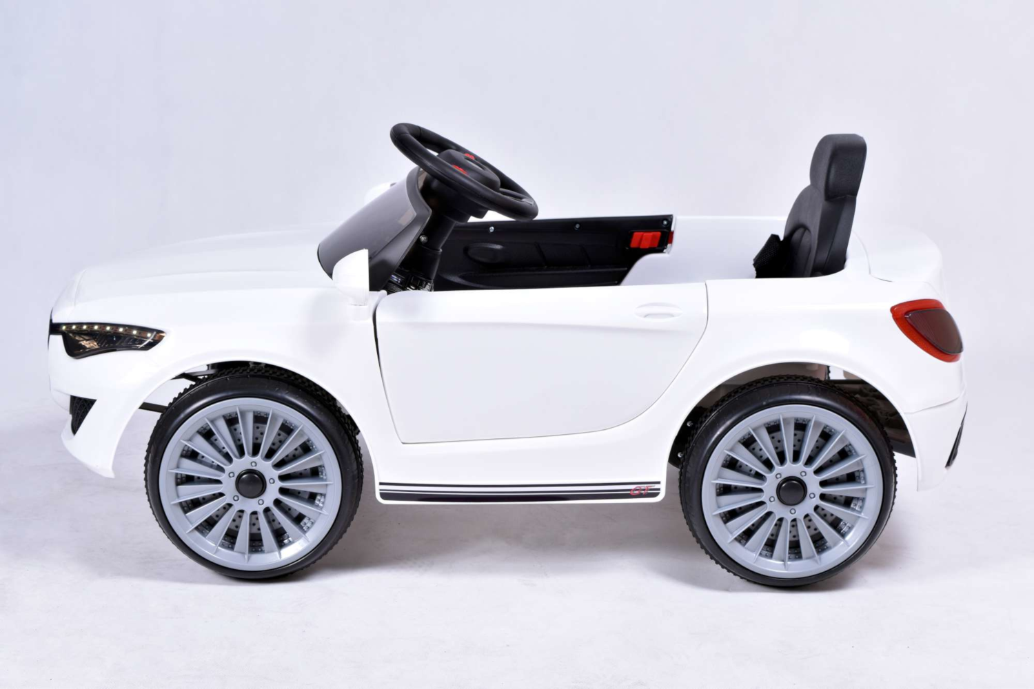Samochodzik elektryczny styl maserati białe